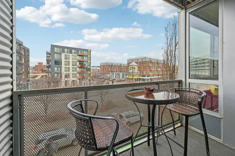 $299,900 | 1541 North Jefferson Street, Unit 209, Milwaukee, WI 53202