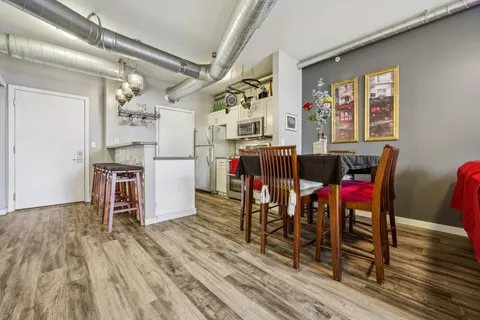 $299,900 | 1541 North Jefferson Street, Unit 209, Milwaukee, WI 53202