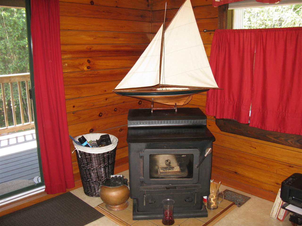9 Lorraine Road Milan, NH 03588 - Photo 9 of 32 Gallery Image 9