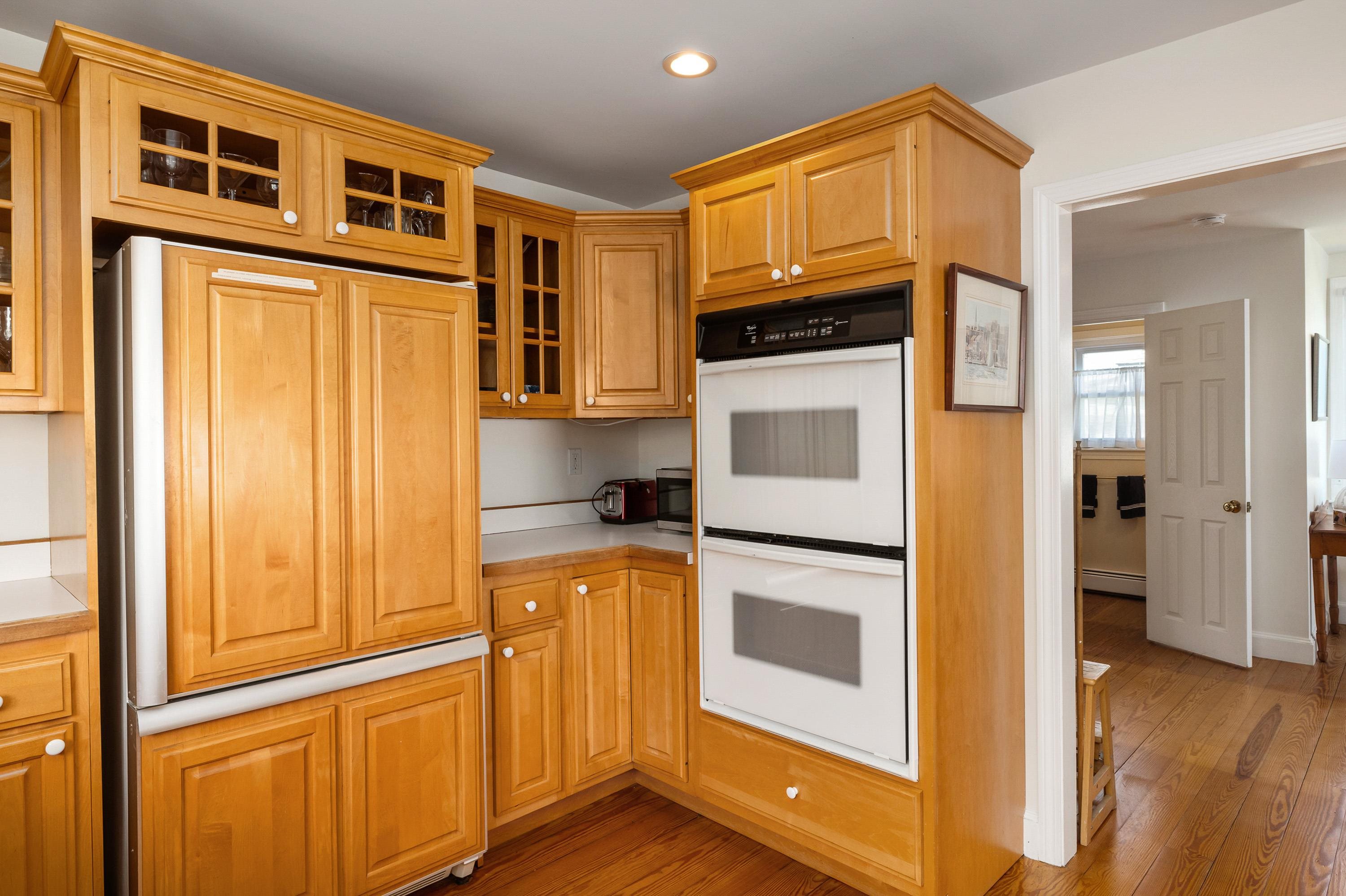 1304 Ocean Boulevard Rye, NH 03870 - Photo 14 of 40