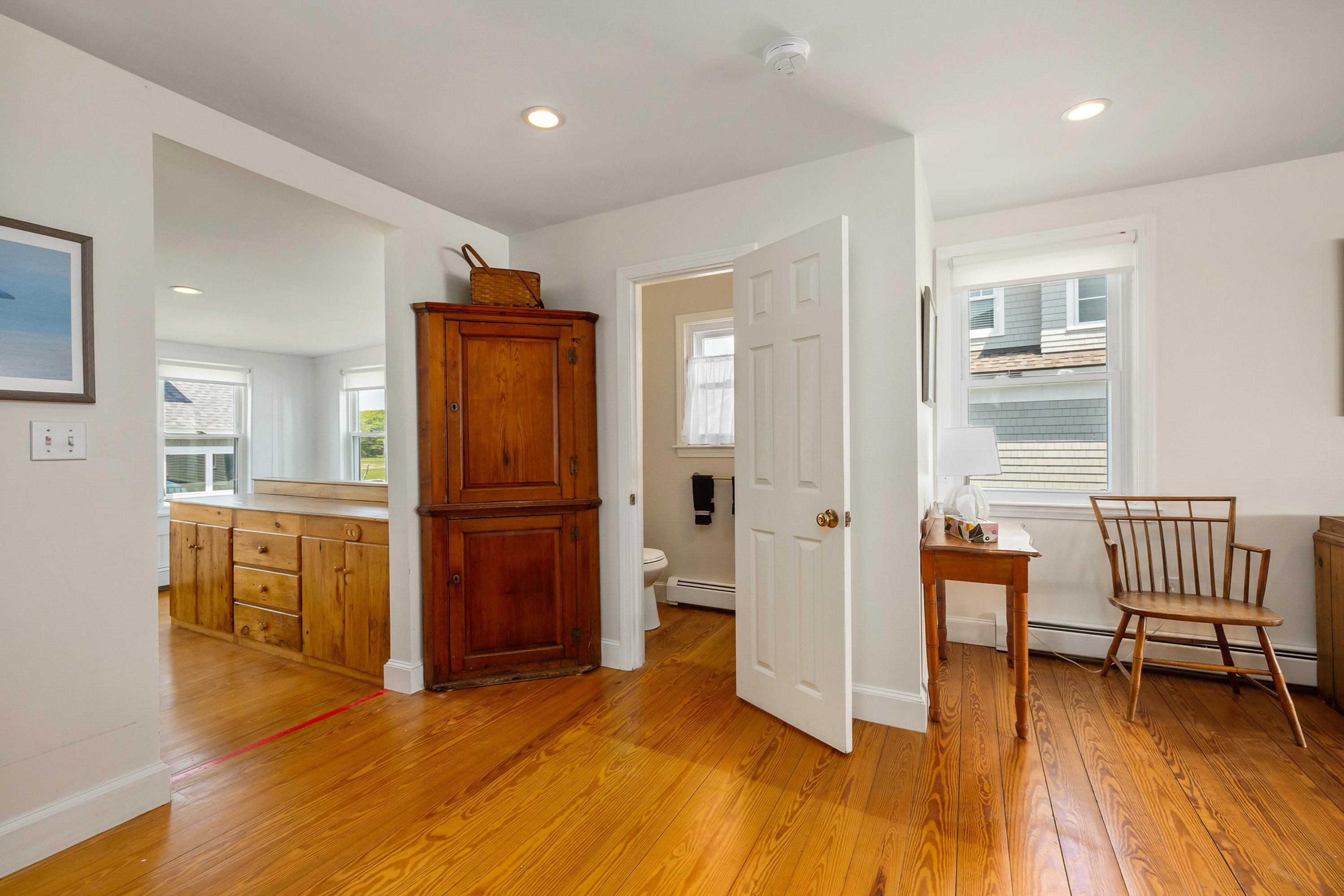 1304 Ocean Boulevard Rye, NH 03870 - Photo 17 of 40