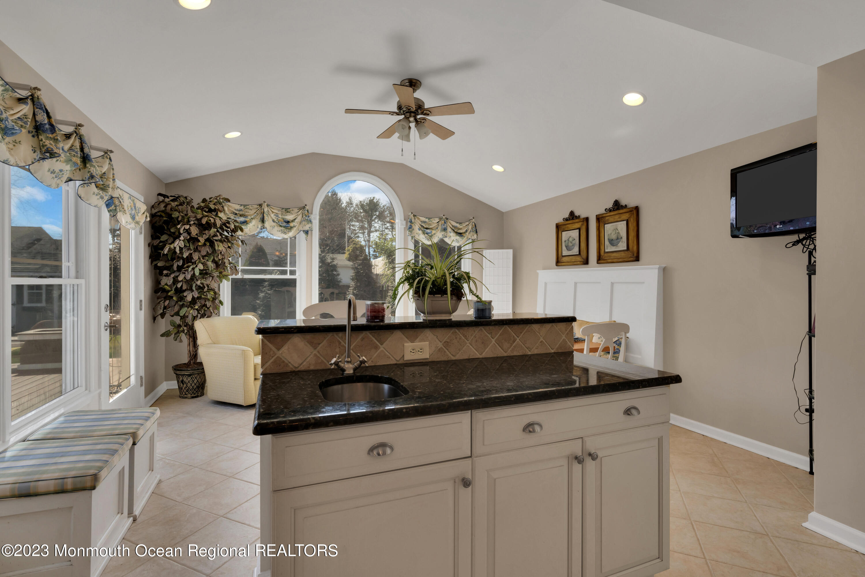 292 Edgemoor Road Belford, NJ 07718 - Photo 23 of 55 023_dsc03976