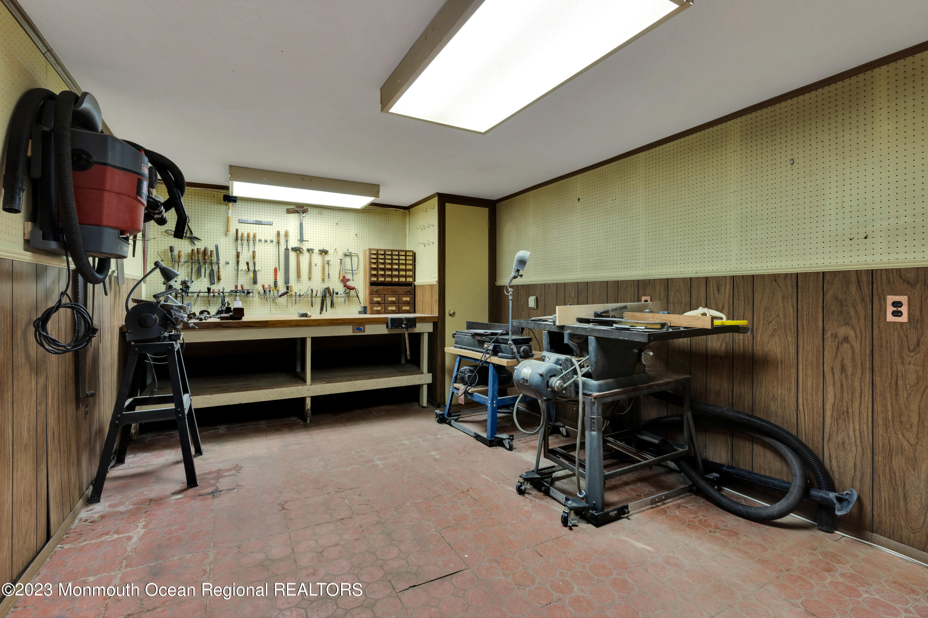 292 Edgemoor Road Belford, NJ 07718 - Photo 48 of 55 063_dsc04046