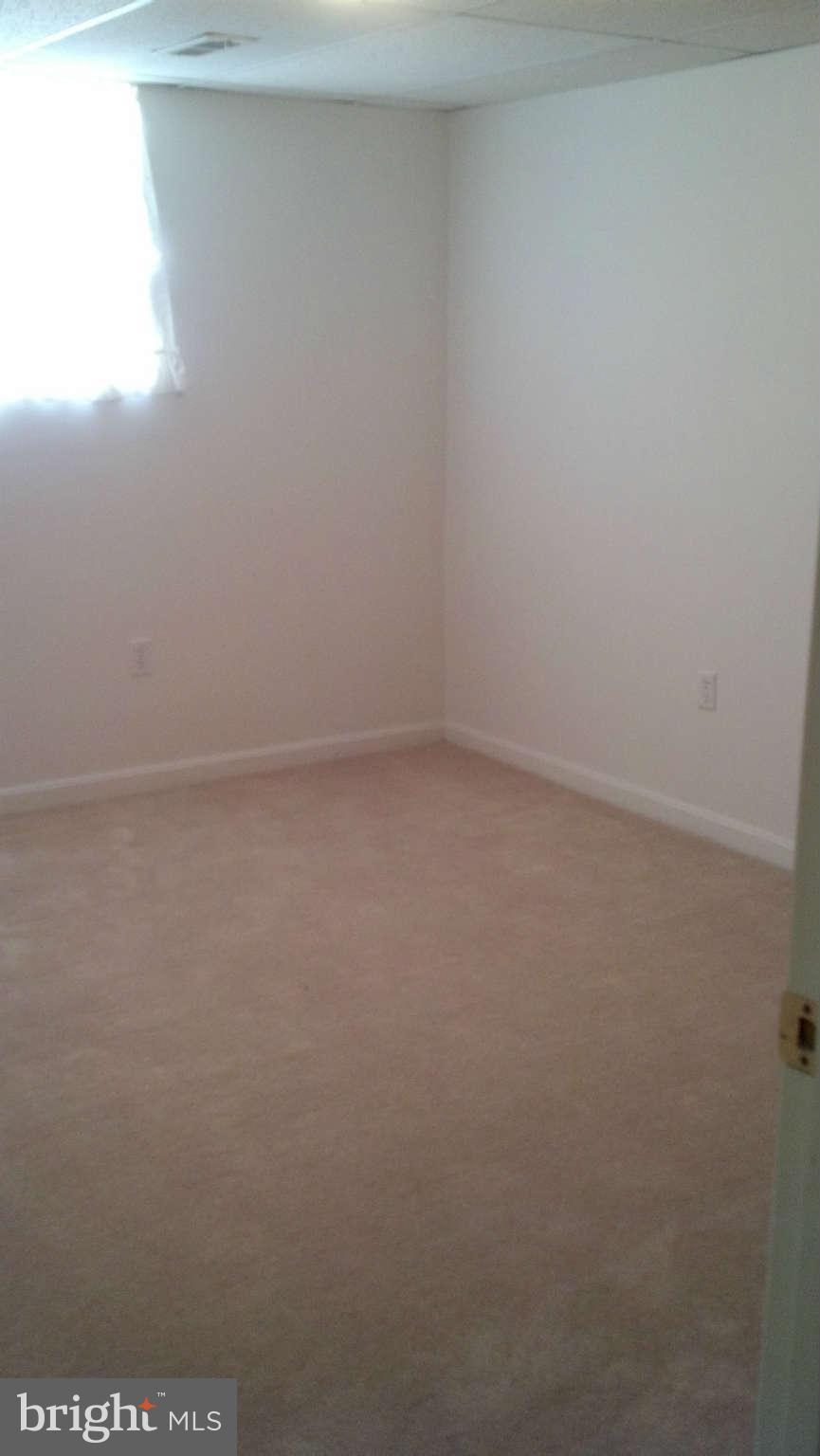 4221 Dunn Road Huntingtown, MD 20639 - Photo 10 of 13 Interior (General)