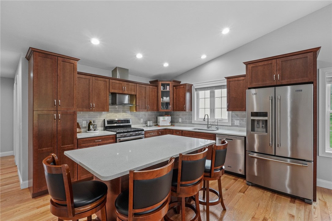 150 S Road East Greenwich, RI 02818 - Photo 15 of 50