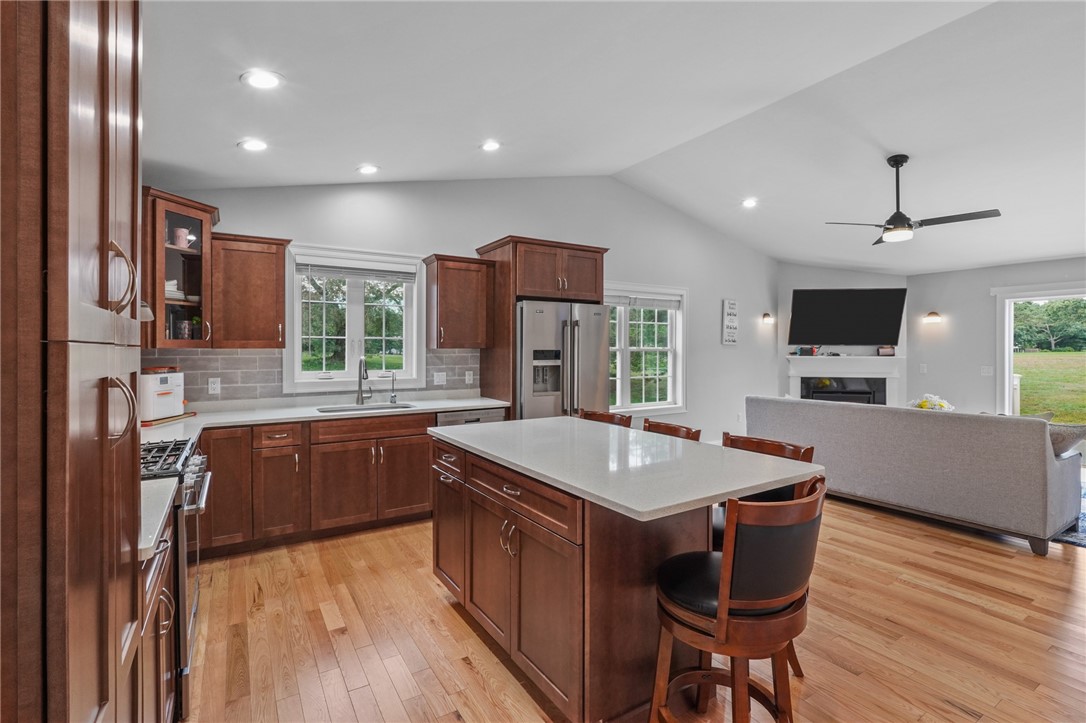 150 S Road East Greenwich, RI 02818 - Photo 17 of 50