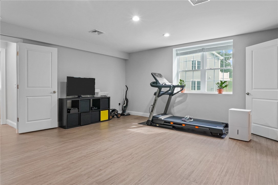 150 S Road East Greenwich, RI 02818 - Photo 41 of 50