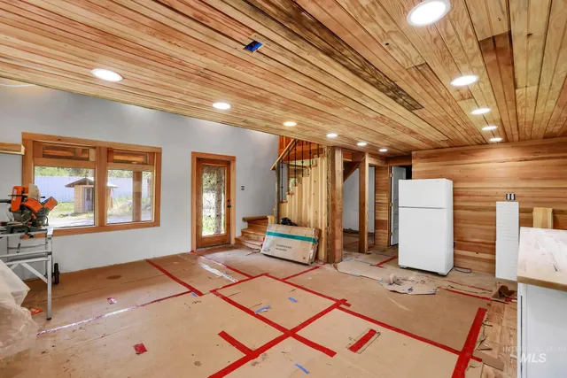 $389,900 | 5650 Pines Road, New Meadows, ID 83654