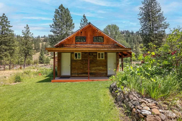 $389,900 | 5650 Pines Road, New Meadows, ID 83654