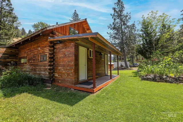 $389,900 | 5650 Pines Road, New Meadows, ID 83654