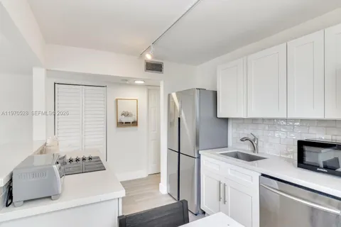 $300,000 | 1250 Alton Road, Unit 3A, Miami Beach, FL 33139