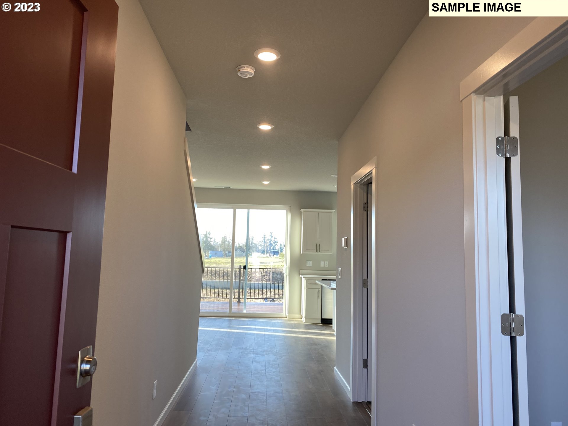 1020 Marie Street Mount Angel, OR 97362 - Photo 8 of 15 a view of hallway with windows