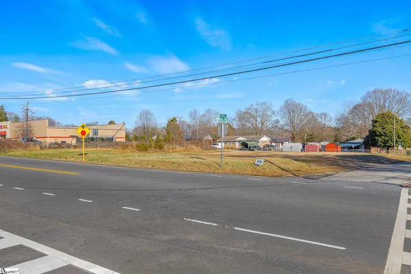 $212,000 | 410 Spring Street, Spartanburg, SC 29301