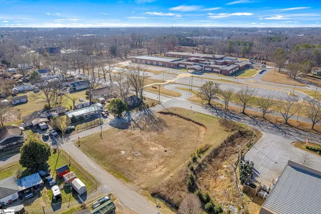 $218,500 | 410 Spring Street, Spartanburg, SC 29301