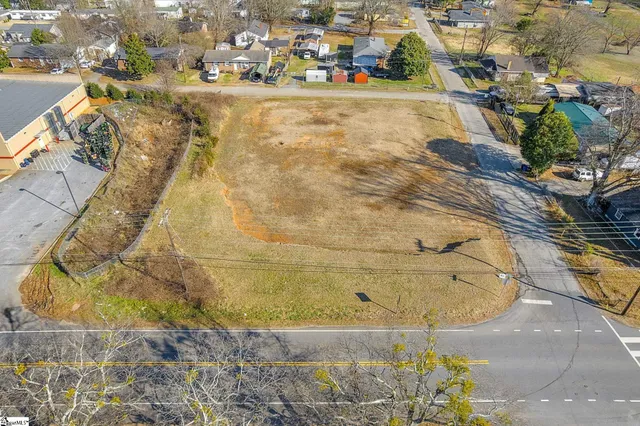 $218,500 | 410 Spring Street, Spartanburg, SC 29301