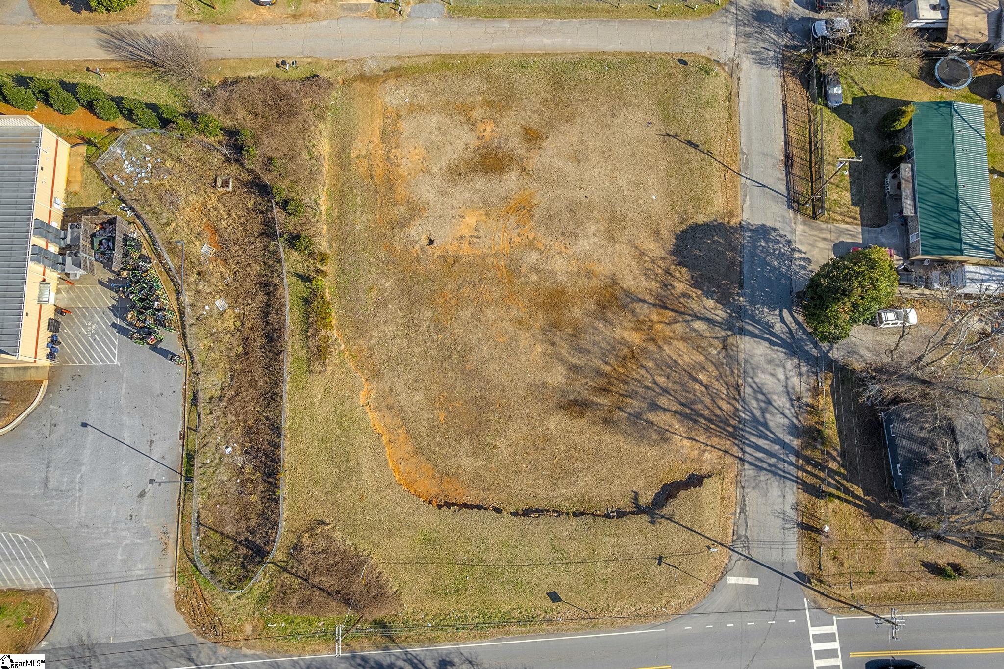 410 Spring Street Spartanburg, SC 29301 - Photo 6 of 12