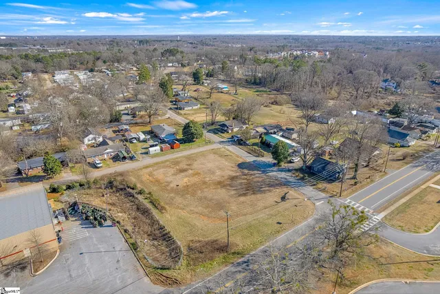 $218,500 | 410 Spring Street, Spartanburg, SC 29301