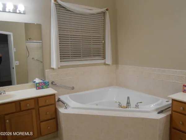 $3,500 | 10 Headwaters Place, Barnegat, NJ 08005