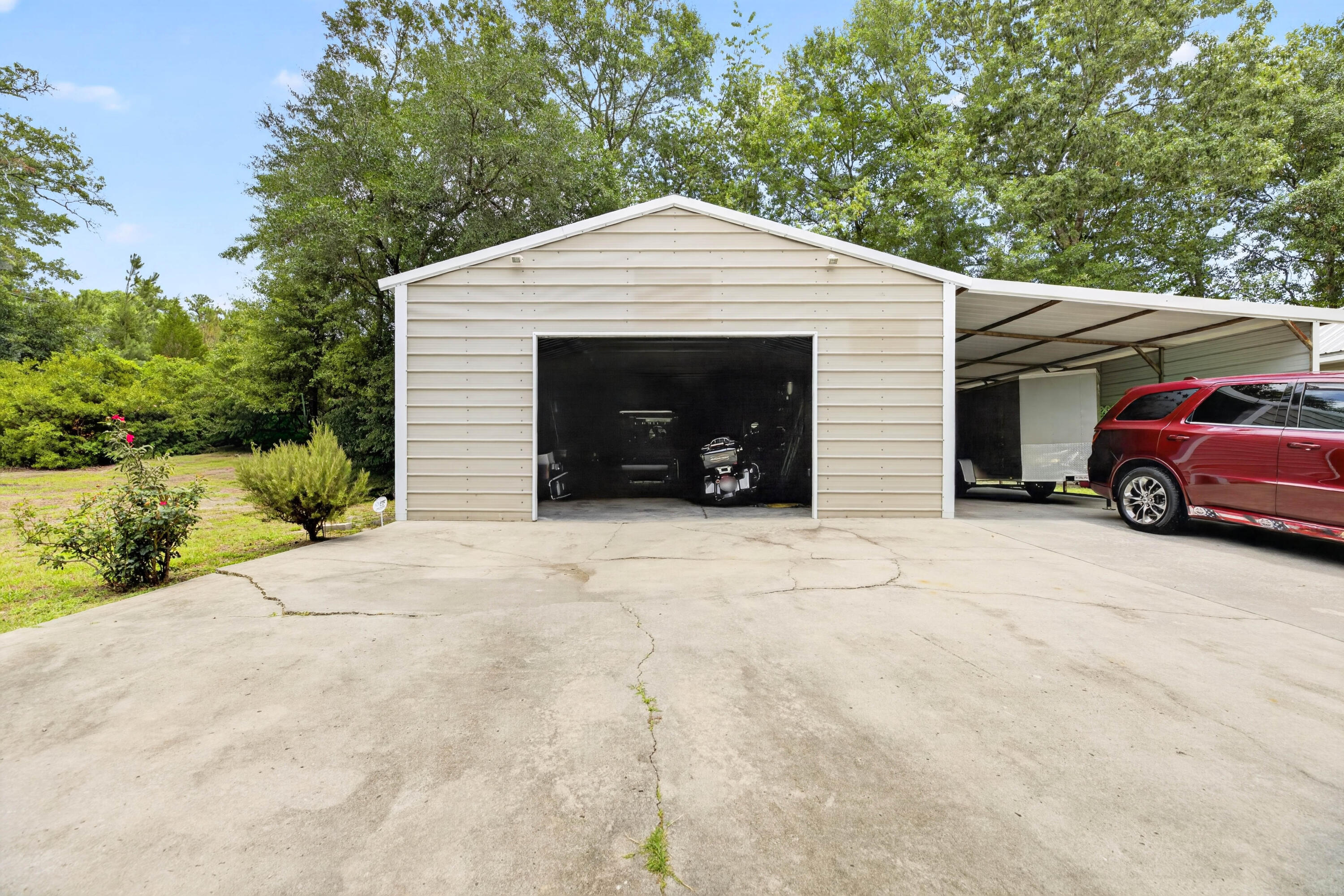 1772 Kenwood Road Manning, SC 29102 - Photo 29 of 38