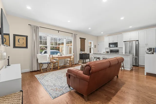 $1,000,000 | 27 Holley Lane, Prospect, CT 06712