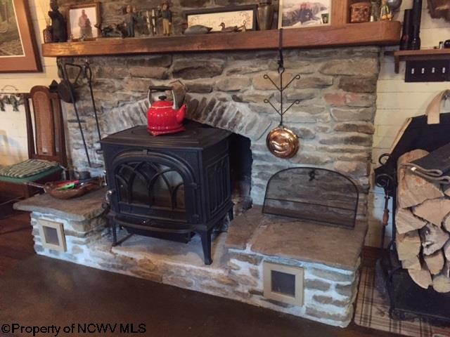 1207 Sisler Road Terra Alta, WV 26764 - Photo 4 of 19 Gallery Image 4