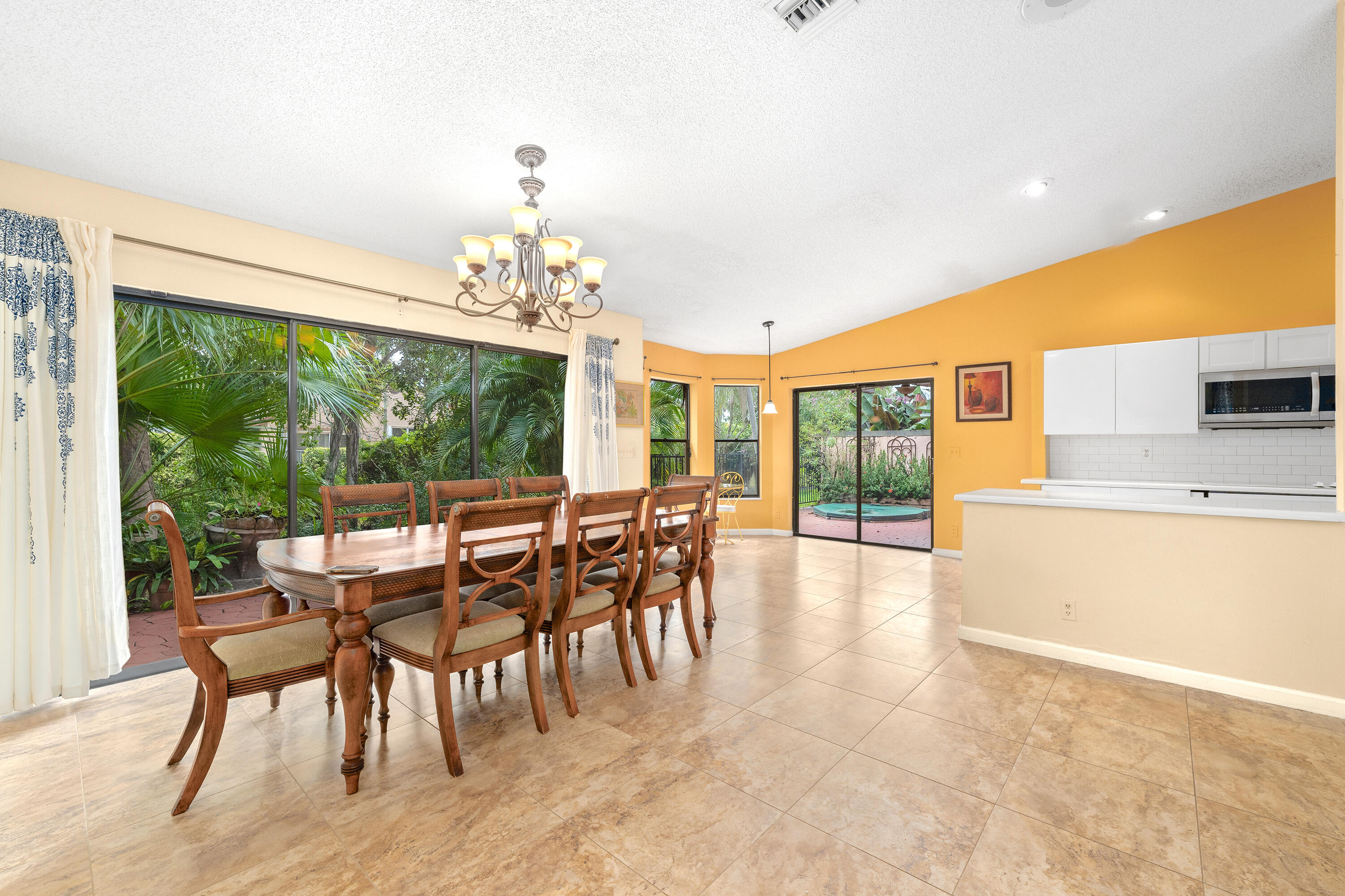 22824 Marbella Circle Boca Raton, FL 33433 - Photo 15 of 37 Mls-Res_3323