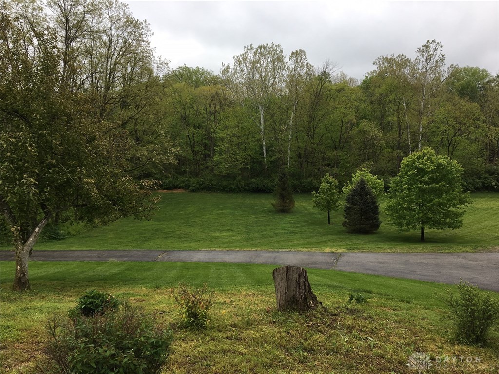 7310 Meeker Road Dayton, OH 45414 - Photo 33 of 35
