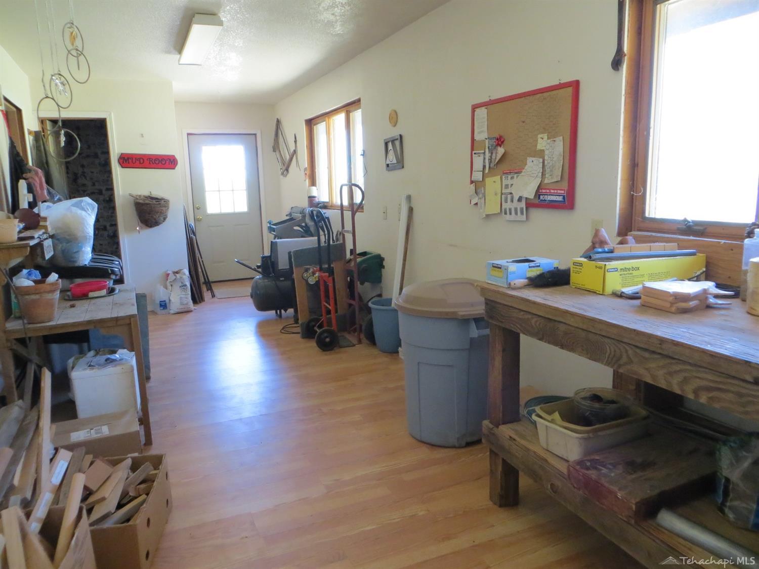 26140 Bear Valley Road Tehachapi, CA 93561 - Photo 57 of 58 Gallery Image 57