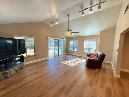 $575,000 | 9077 Westeria Way, Orangevale, CA 95662