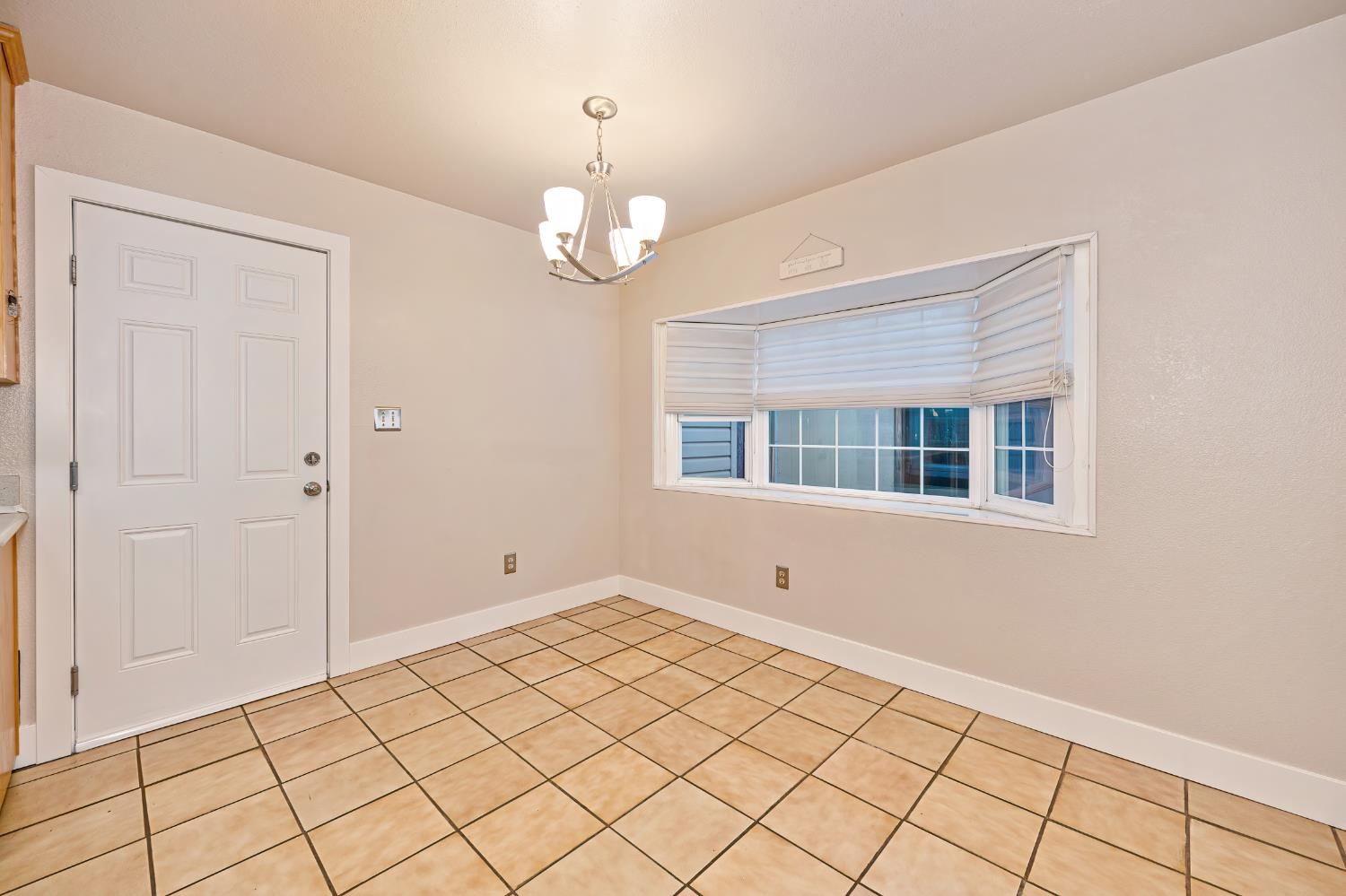 9077 Westeria Way Orangevale, CA 95662 - Photo 15 of 50