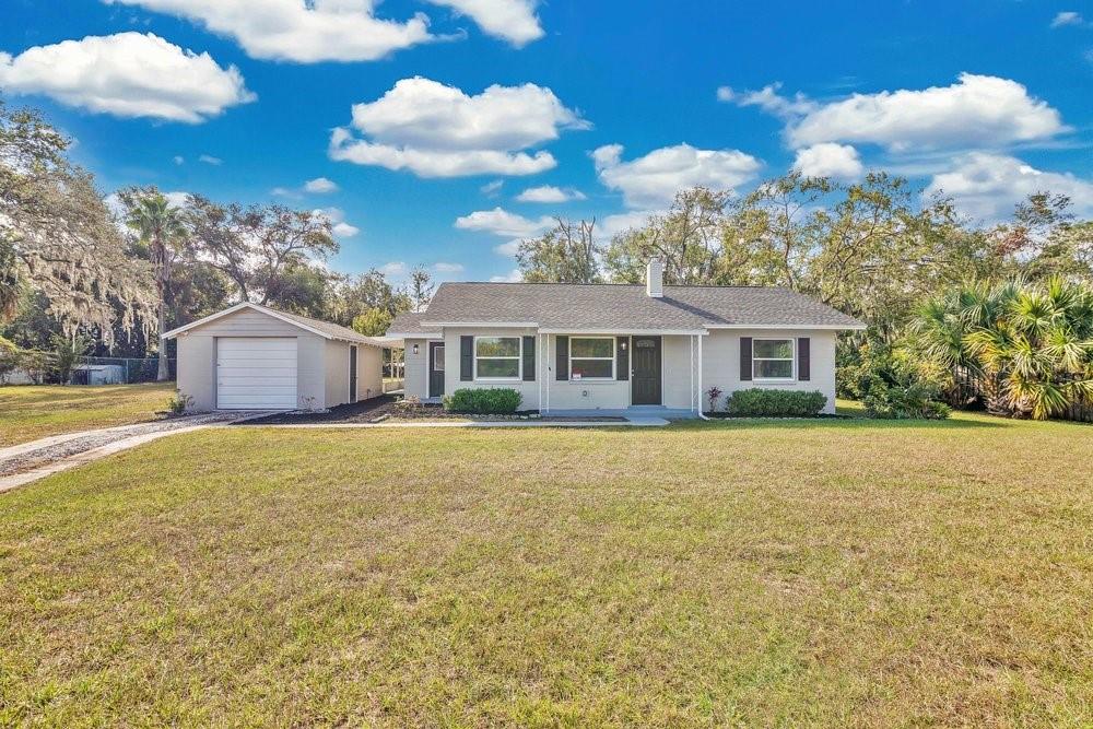 2011 Butler Street Leesburg, FL 34748 - Photo 1 of 1 WELCOME HOME!