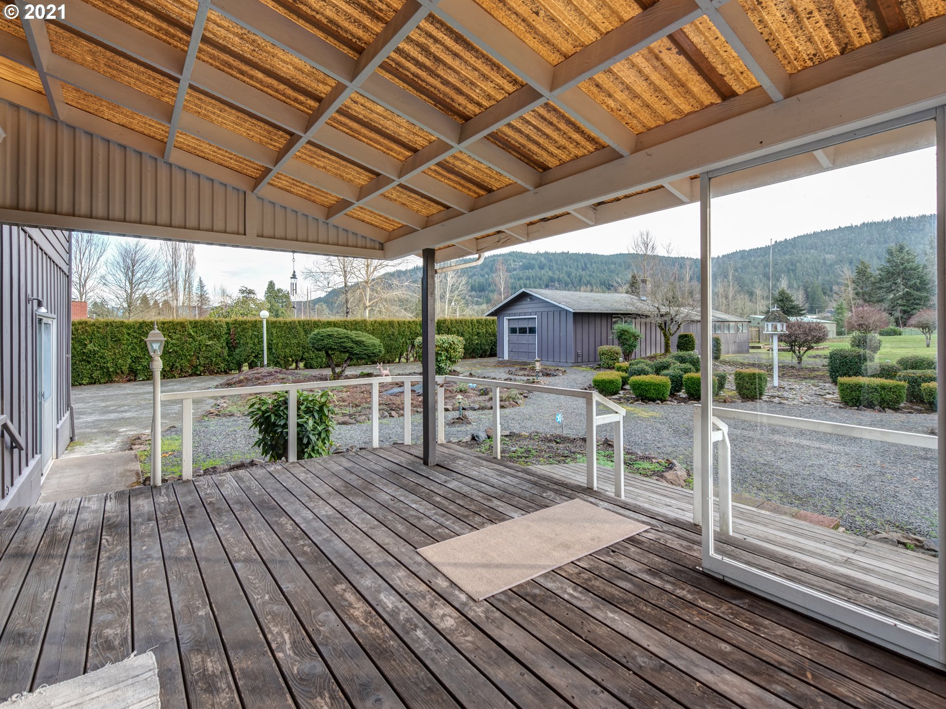 7415 Thurston Road Springfield, OR 97478 - Photo 20 of 29 Gallery Image 20