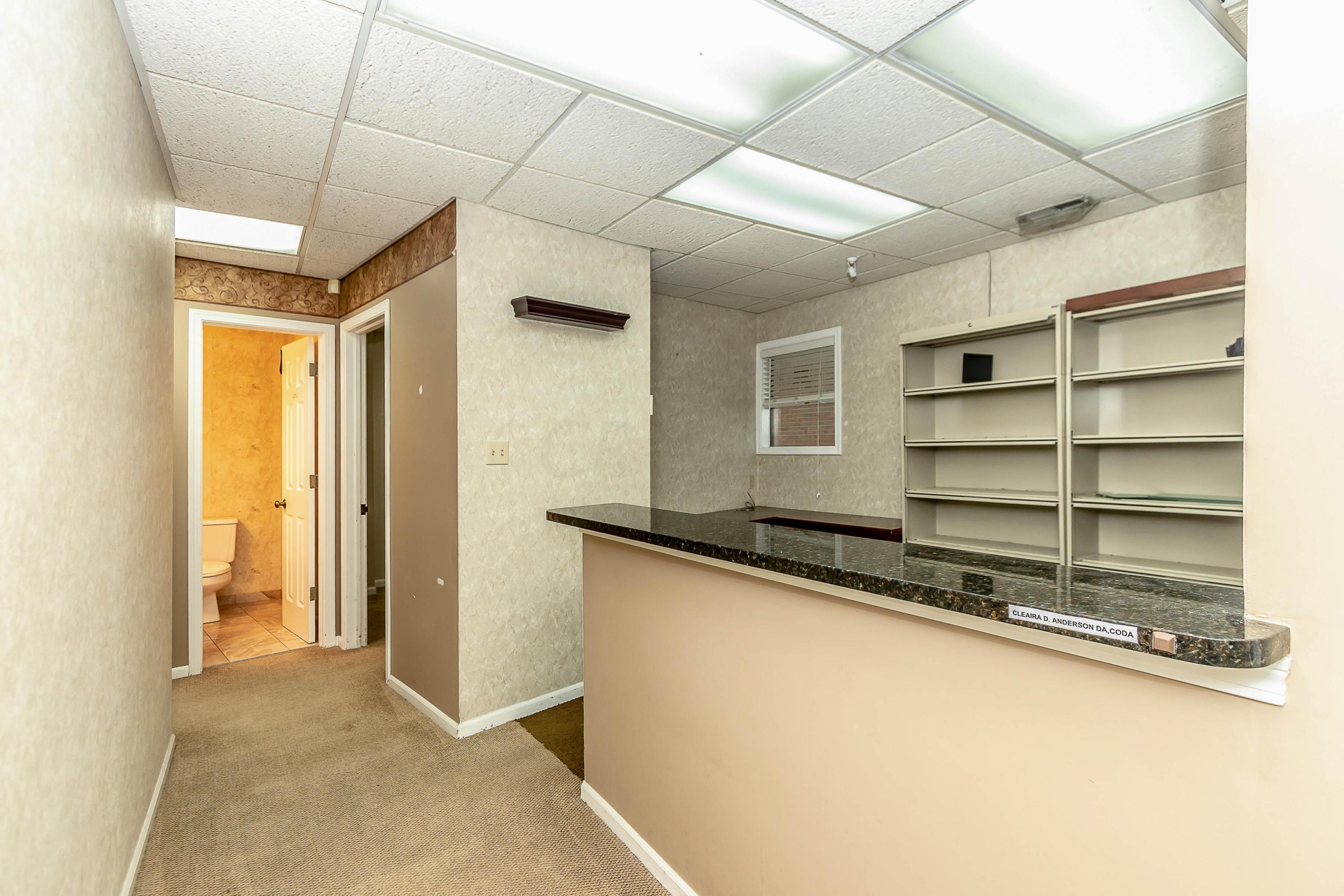 7215 Sawmill Road, Unit 210 Dublin, OH 43016 - Photo 7 of 31 Reception