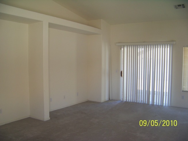 10420 West Granada Road Avondale, AZ 85392 - Photo 2 of 10 Living room view 1