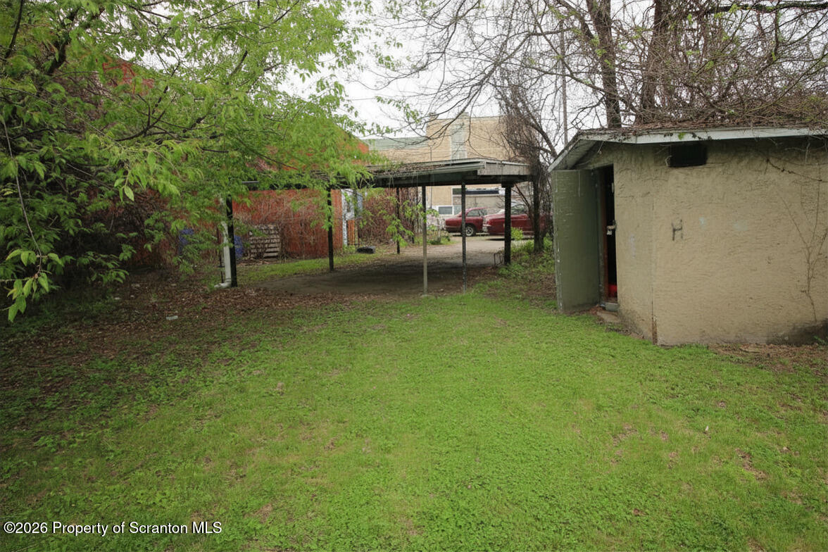 437 Phelps Street Scranton, PA 18509 - Photo 3 of 11 65ecb457-e989-4698-b786-0a98c2f49194