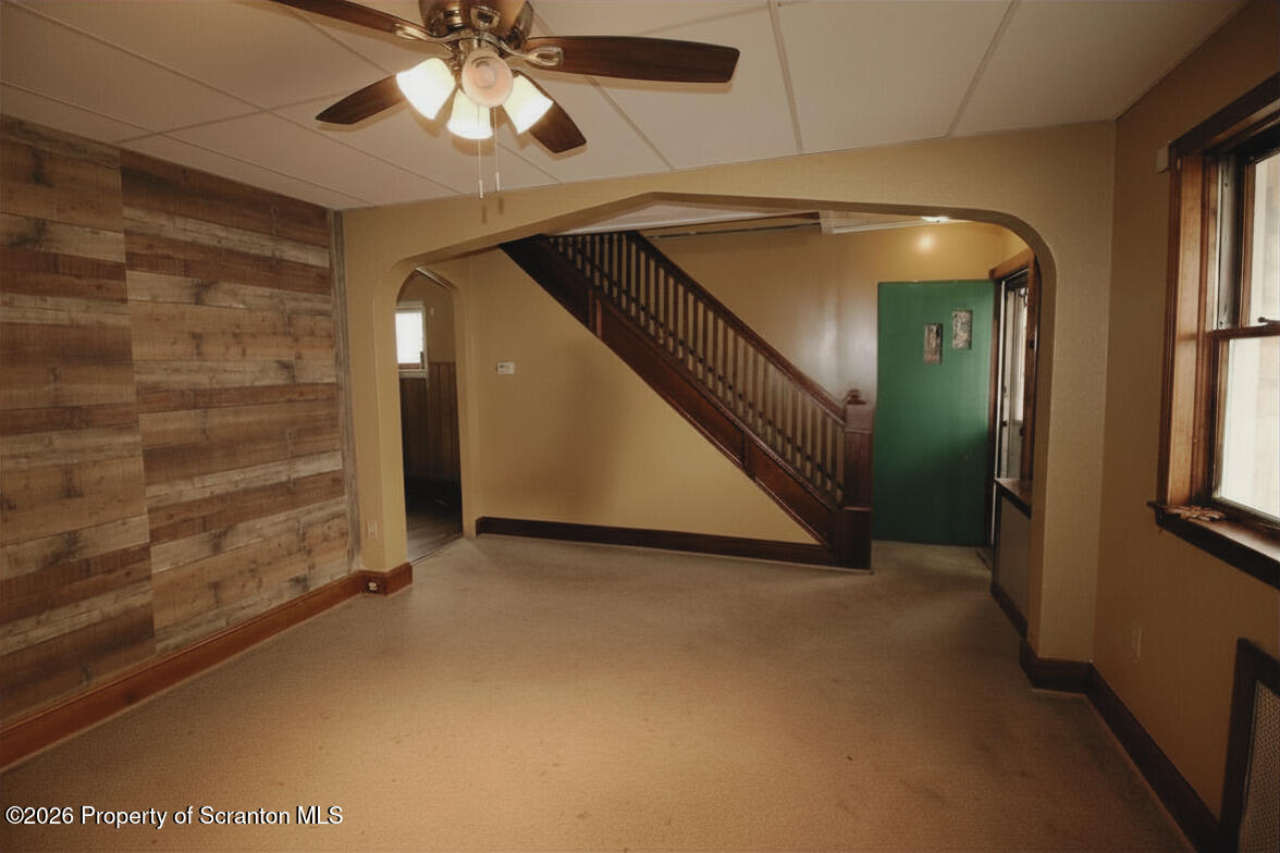 437 Phelps Street Scranton, PA 18509 - Photo 4 of 11 b8c5de0b-b9cf-41a2-96ec-8a0730d2e3b2