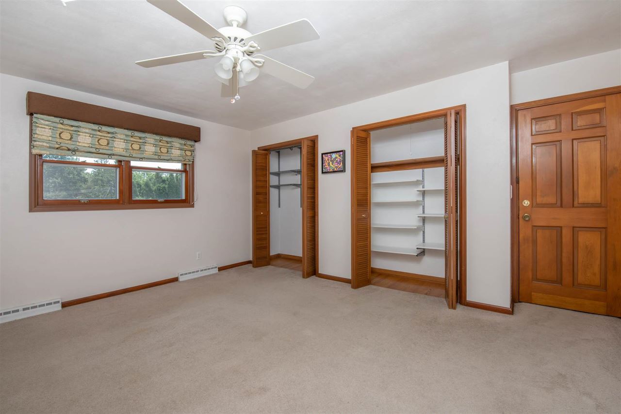 4960 Welsh Road Rockford, IL 61107 - Photo 28 of 39 an empty room with windows and closet