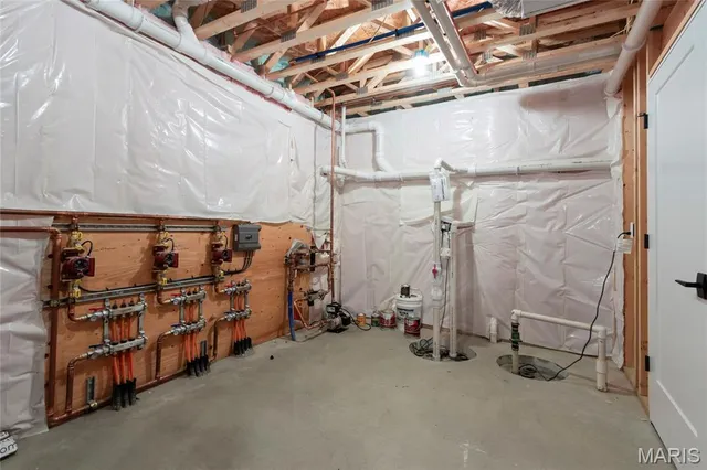 $975,000 | 1209 Whippoorwill Drive, Morton, IL 61550