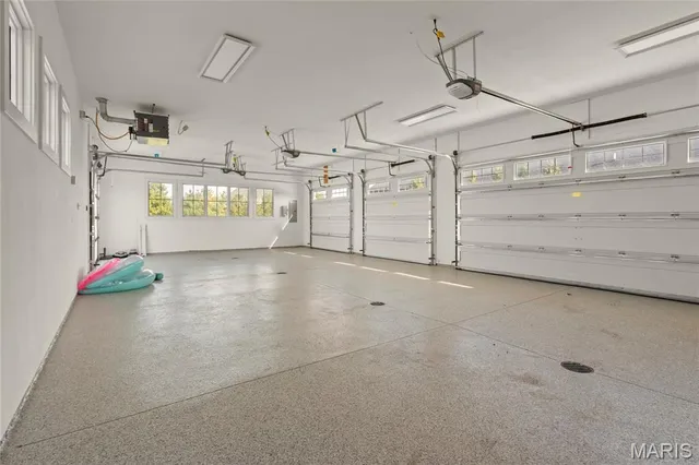 $975,000 | 1209 Whippoorwill Drive, Morton, IL 61550