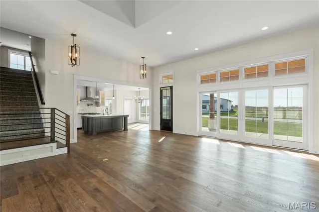 $975,000 | 1209 Whippoorwill Drive, Morton, IL 61550