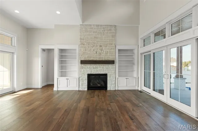 $975,000 | 1209 Whippoorwill Drive, Morton, IL 61550