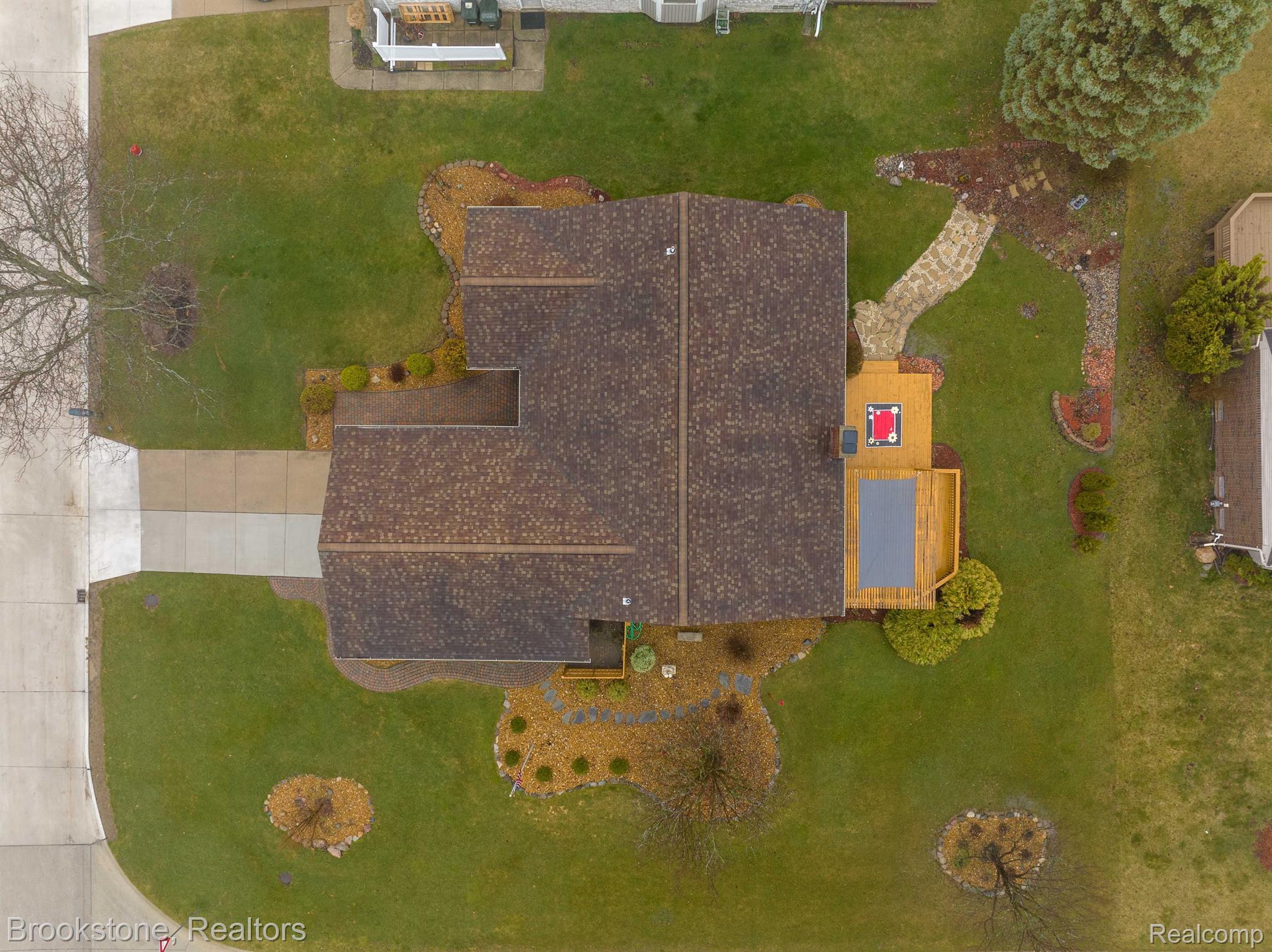 2098 Highsplint Drive Rochester, MI 48307 - Photo 29 of 31 Gallery Image 29