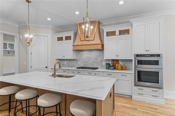 $1,398,900 | 1007 Old Hickory Court, Summerfield, NC 27358