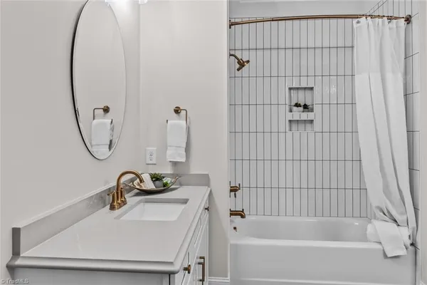 $1,398,900 | 1007 Old Hickory Court, Summerfield, NC 27358