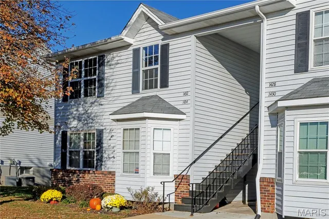 $200,000 | 1432 Surrey Lane, St. Peters, MO 63304