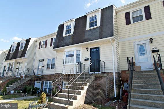 1671 Ridgely Court Crofton, MD 21114 - Photo 1 of 30 Exterior (Front)
