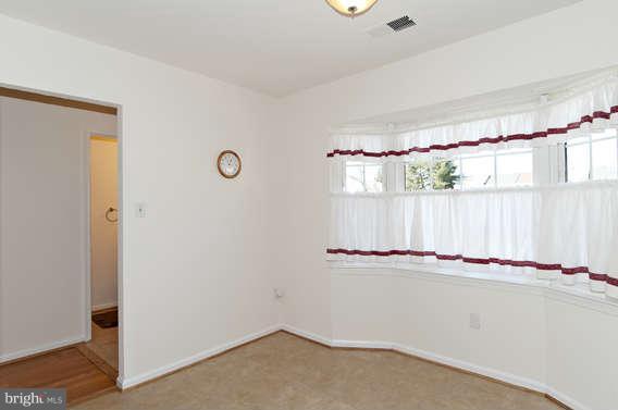 1671 Ridgely Court Crofton, MD 21114 - Photo 6 of 30 Kitchen