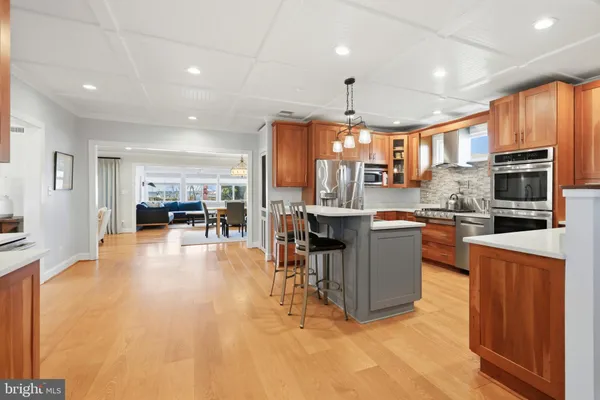 $1,500,000 | 110 Perrys Road, Grasonville, MD 21638