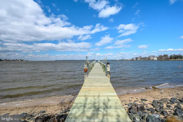 $1,500,000 | 110 Perrys Road, Grasonville, MD 21638