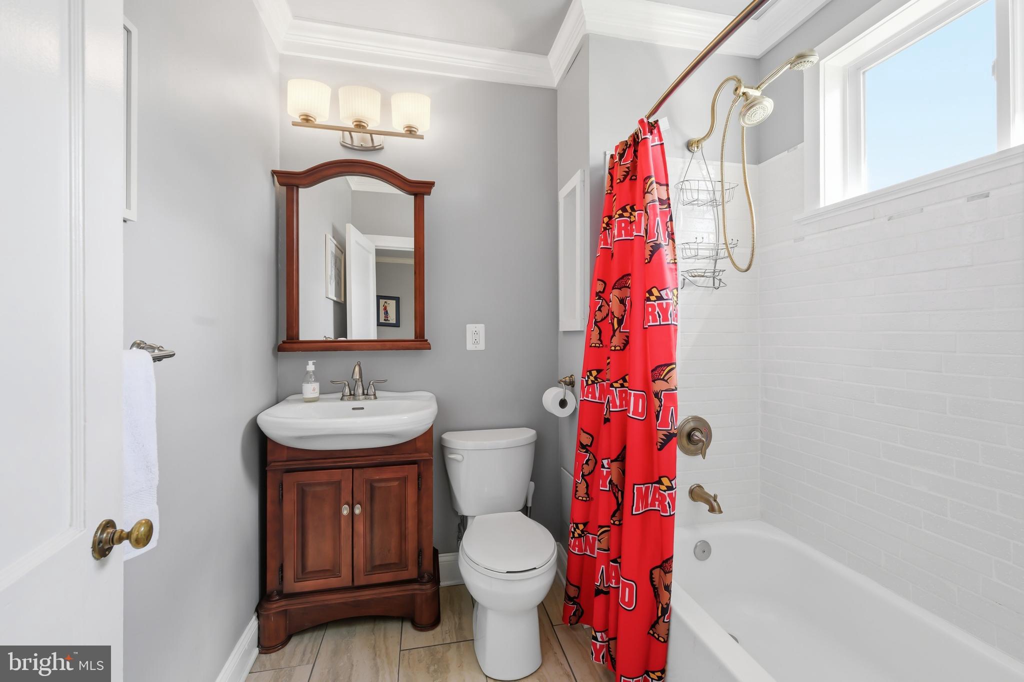 110 Perrys Road Grasonville, MD 21638 - Photo 34 of 68 Full Bathroom first floor